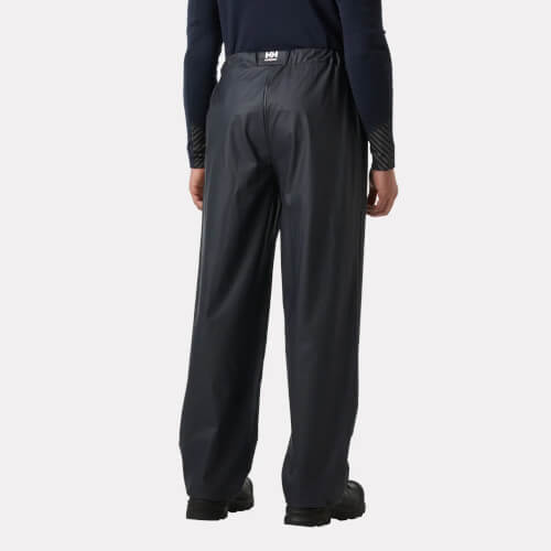 Helly Hansen 70480 590 Voss regenbroek op model achterzijde