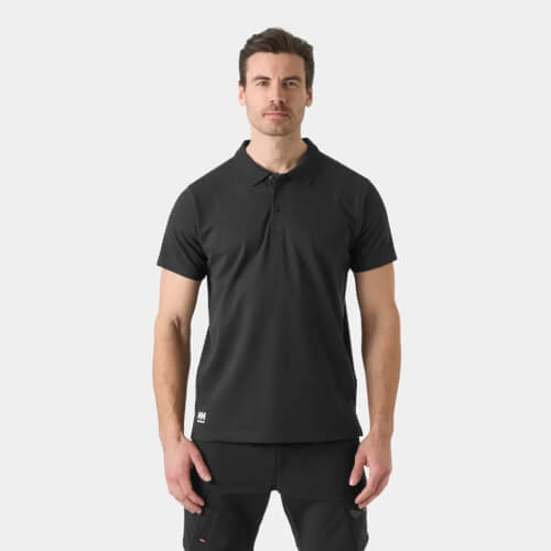 Helly Hansen 79398-990 Classic 2.0 poloshirt op model