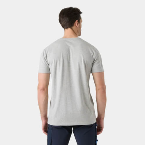 Helly Hansen 79397-930 Classic 2.0 T-Shirt op model achterzijde