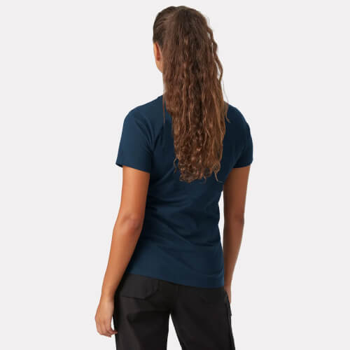 Helly Hansen 79163 590 W Classic T-shirt op model achterzijde