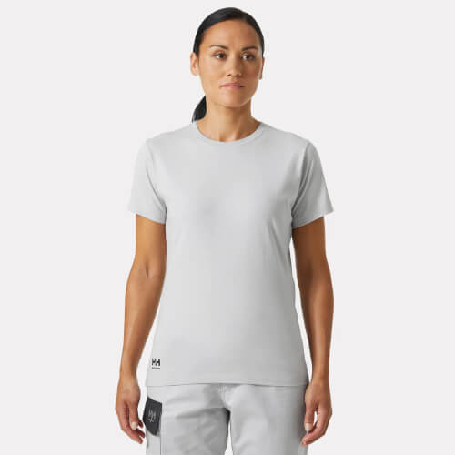 Helly Hansen 79163 910 W Classic T-shirt op model